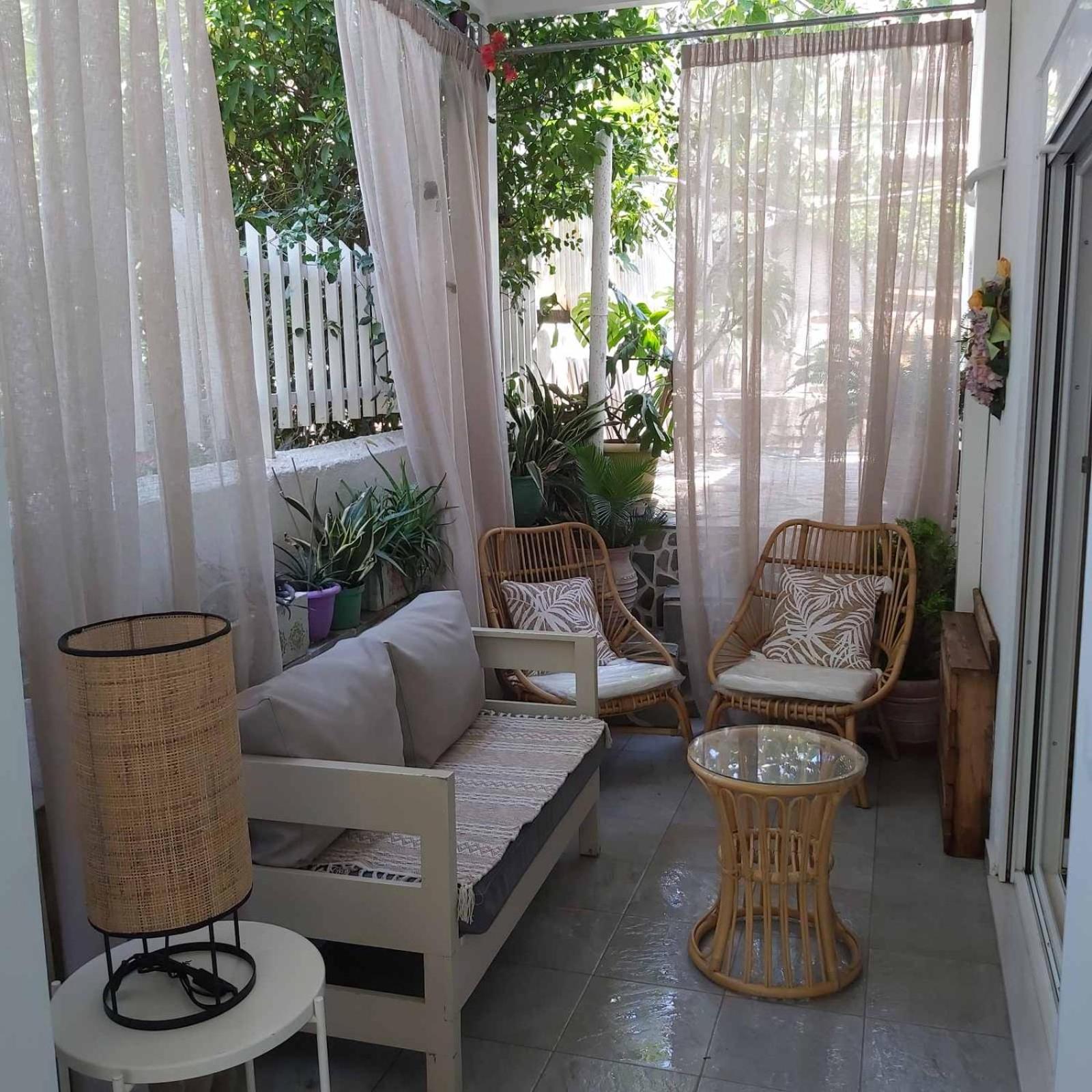 Eytyhias Yard Apartments In Poros Poros Town Exterior photo